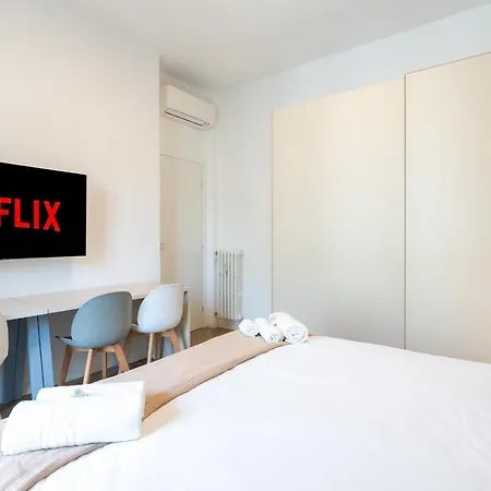 Apartman 15 Minutes From The Centre Free Wi-fi & A/c *